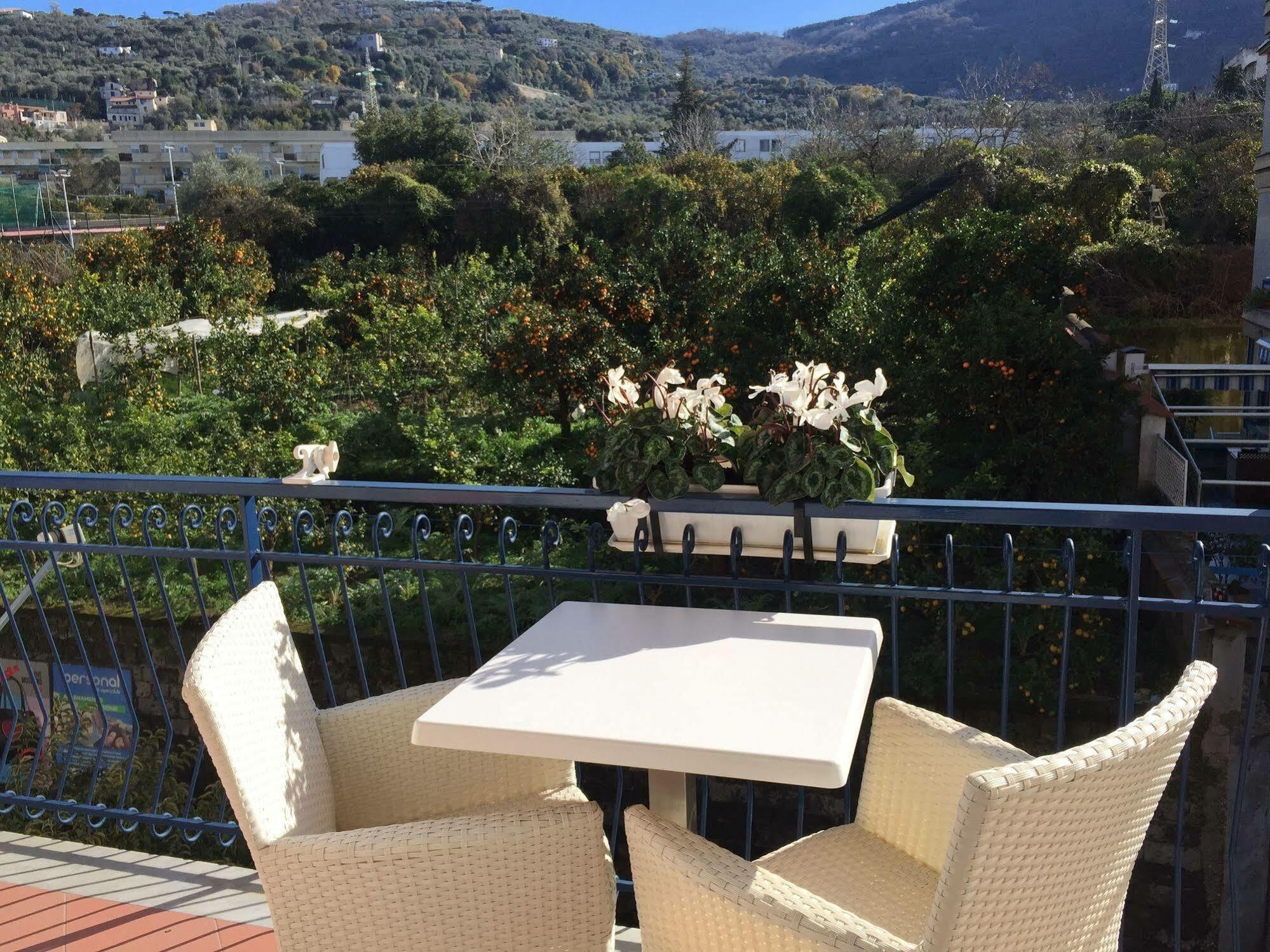 Bougainvillea Relais Sorrento Buitenkant foto